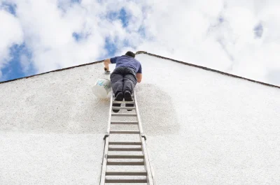 Peinture extérieure à Champlin — façades et ravalement
